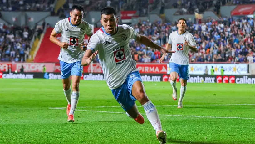 Cruz Azul saca su primer triunfo del torneo tras vencer a Necaxa