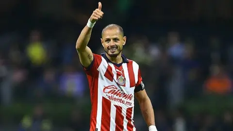 Chicharito manda mensaje a todos los Chivahermanos tras la salida de Fernando Gago