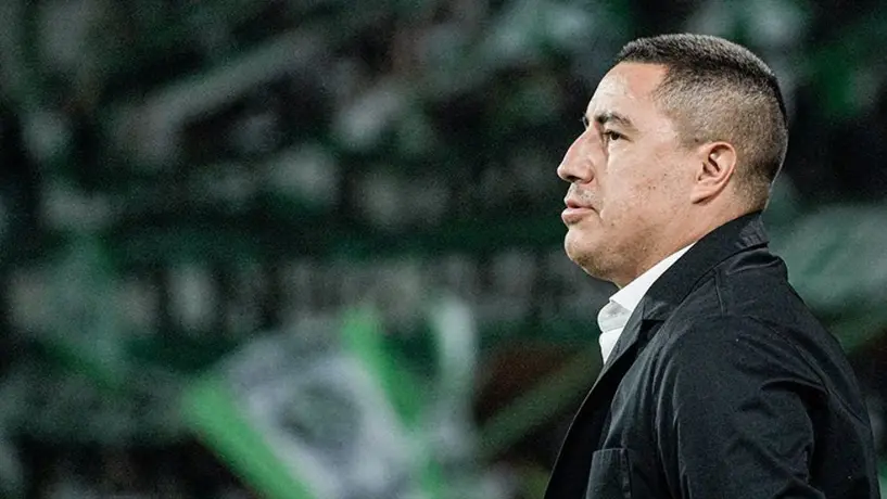Efraín Juárez lanza 'dardo' a los entrenadores mexicanos: "No hay técnicos referentes"