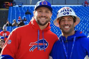 Daniel Ricciardo engalana el Dolphins vs Bills mientras GP de Brasil es un caos