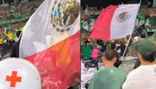 Efraín Juárez desata locura, con bandera de México, en celebración con hinchas