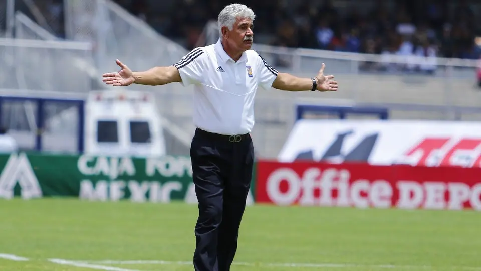 ¿Se aproxima al banquillo? Tuca Ferretti vuelve al Olímpico Universitario
