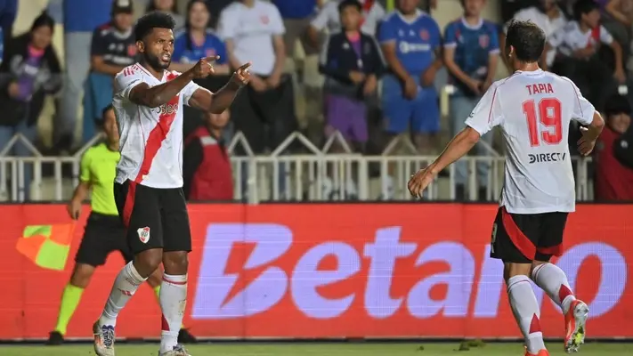 River Plate consigue triunfo contra la U de Chile previo a su encuentro ante México