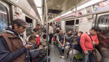 Metro CDMX: Proponen vagón exclusivo para personas con discapacidad y adultos mayores