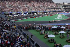 Penalización contra Checo Pérez por salida en falso en el Gran Premio de México