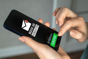 Alertan por fraude que da regalos de Halloween vía WhatsApp