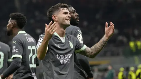 Champions League: Christian Pulisic anota tremendo gol olímpico en el Milan vs Brugge