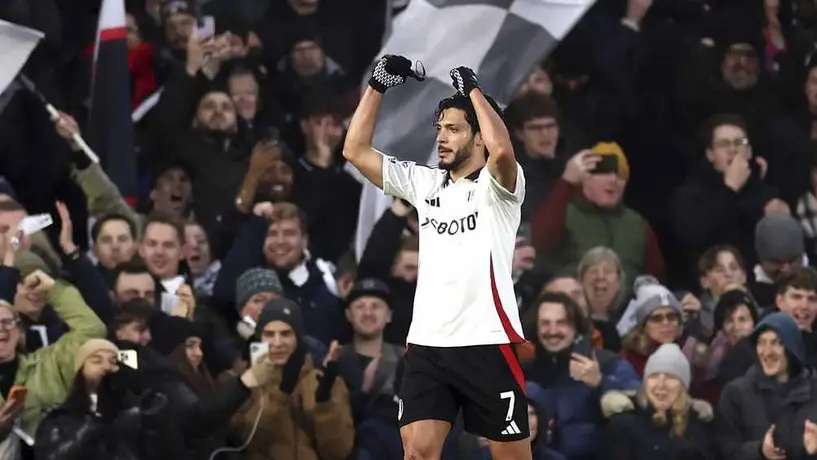 DT de Fulham destaca nivel de Raúl Jiménez: 'La confianza está dando sus frutos'