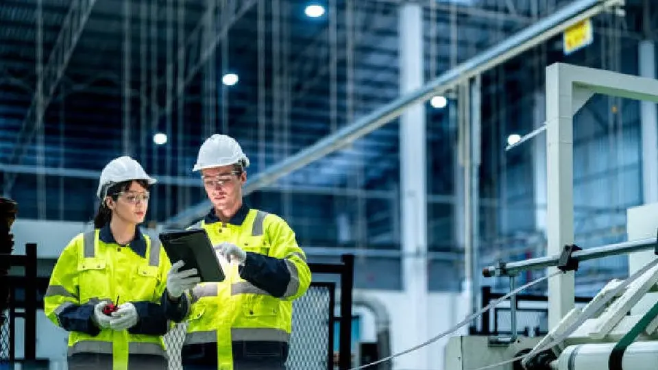 ¿Jornadas laborales de seis horas? Descubre a quiénes beneficiaría