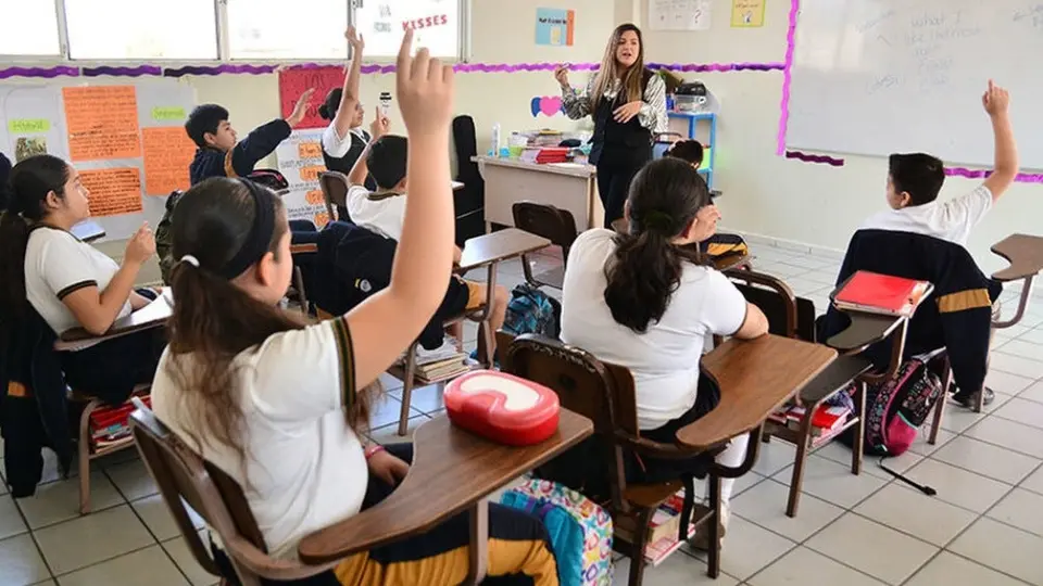 SEP agregará materias y cambiará horario de escuelas en 2025