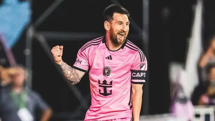 Lionel Messi estrenará botines en colaboración con Bad Bunny