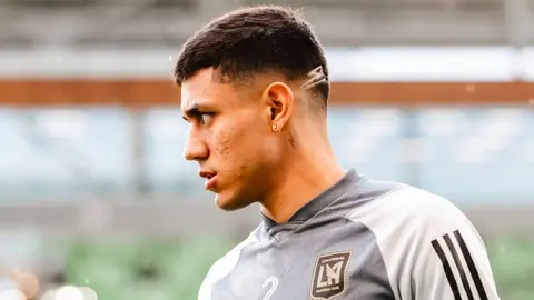 ¡Llegó el refuerzo! Omar Campos reporta con Cruz Azul en la Noria