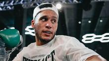 David Benavidez recibe críticas de la afición por su forma física