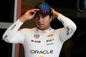 'Checo' Pérez registrado como piloto de Red Bull para 2025 de acuerdo a documentos de la FIA