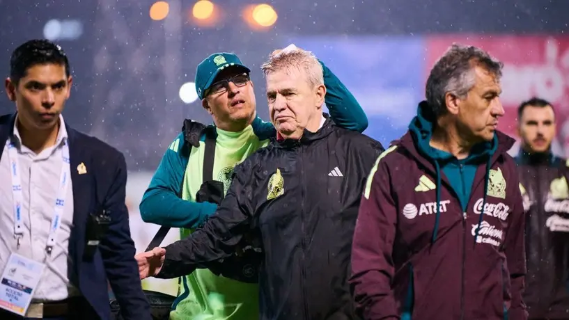 Prensa hondureña señala responsabilidad de Javier Aguirre en agresión de aficionado