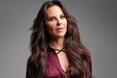 Kate del Castillo rifará un auto de lujo