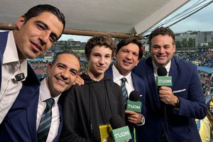 Invitado especial: Hijo de André Marín se une a la transmisión de TUDN para Clásico Capitalino