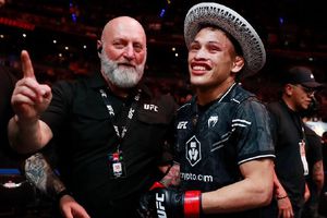 ¡De lujo! Lazy Boy cumple ‘sueño americano’ con casa en Las Vegas