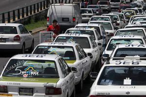 Taxistas Edomex: Así podrán obtener hasta 160 mil pesos para renovar su unidad