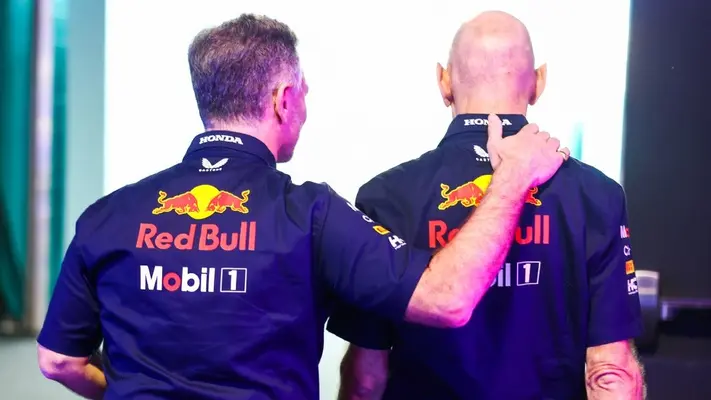 Horner comparó salida de Newey con la Cristiano Ronaldo de Manchester United