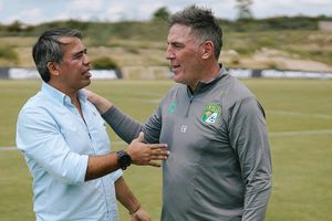 Eduardo Berizzo se reencuentra con Pavel Pardo 30 años después