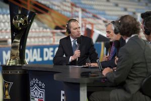 Familiares, amigos y periodistas se despiden por última vez de André Marín