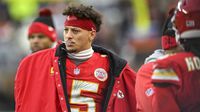 Chiefs suman un nuevo triunfo venciendo a Cleveland, pero Mahomes sale lesionado