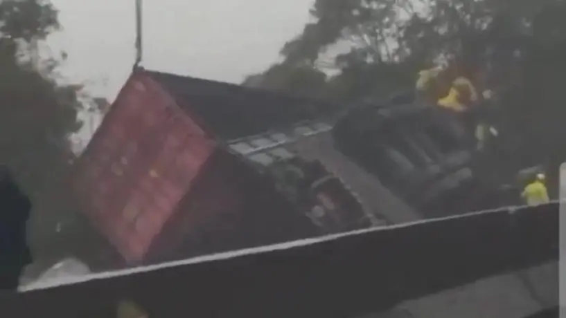 Nueve miembros de equipo de remo, mueren en accidente en carretera de Brasil