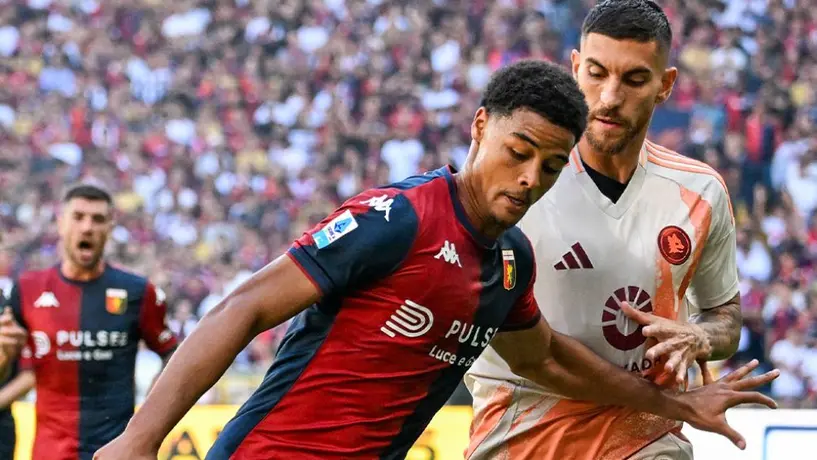 Genoa, con Johan Vásquez como titular, le empató a la Roma en el último minuto