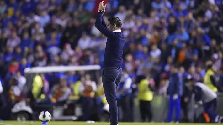 Ricardo Peleaz advierte a las Chivas de la ‘seducción’ de Boca Juniors en la Liga MX
