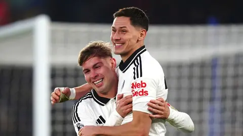 Fulham derrota de visita al Leicester City; Raúl Jiménez jugó 71 minutos