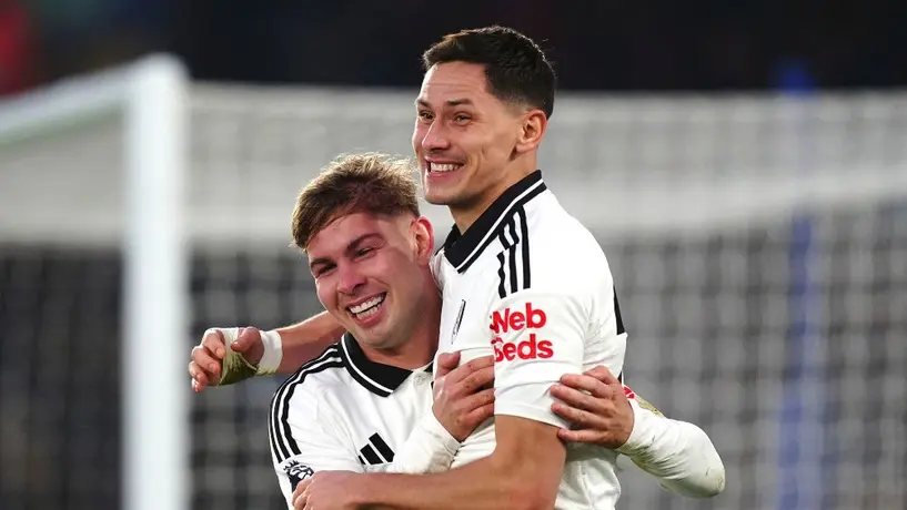 Fulham derrota de visita al Leicester City; Raúl Jiménez jugó 71 minutos