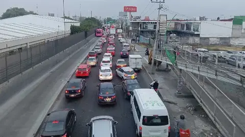 Bloqueos en Ecatepec generan caos hoy miércoles 18 de diciembre