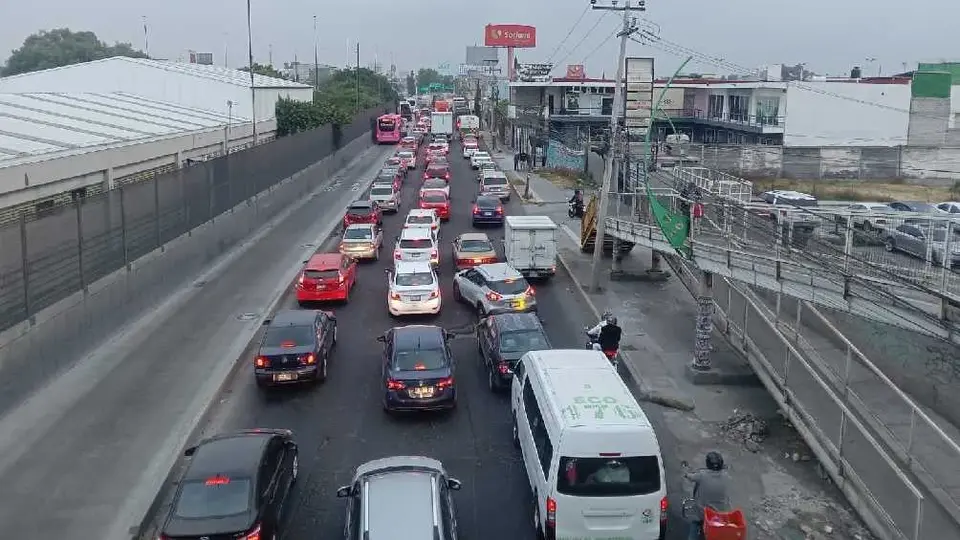 Bloqueos en Ecatepec generan caos hoy miércoles 18 de diciembre