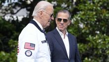 El Presidente Joe Biden indulta a su hijo para evitar que pise la cárcel