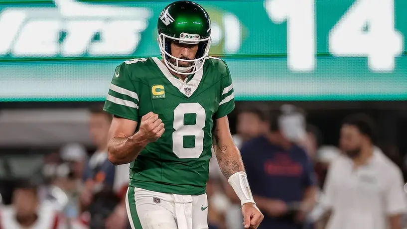 Rodgers está indeciso sobre jugar la próxima temporada, pero los Jets son su "primera opción"