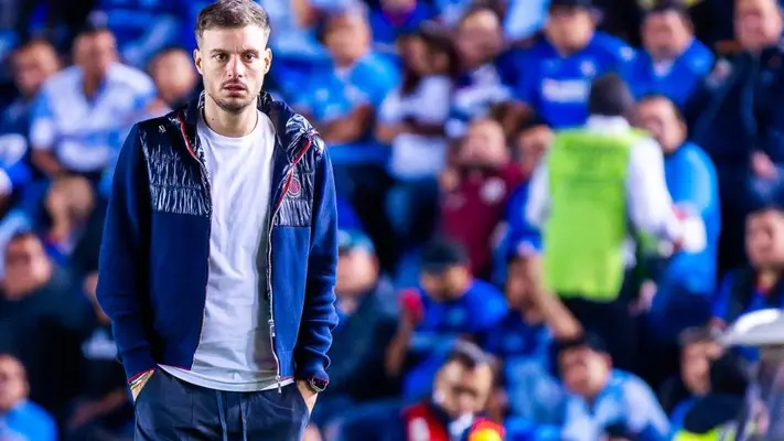 Anselmi no ha devuelto computadores, celulares ni bases de datos de jugadores a Cruz Azul