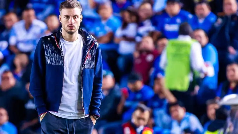 Anselmi no ha devuelto computadores, celulares ni bases de datos de jugadores a Cruz Azul