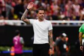 Fernando Gago ya viaja rumbo a Argentina tras dejar a Chivas