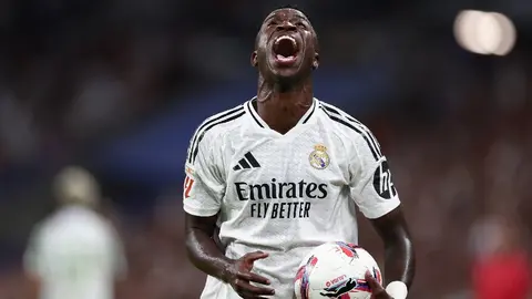 Exguardameta del Real Madrid tunde a Vinícius: “No es querido en España por su falta de madurez”