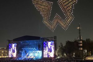 Paul McCartney ofrece espectacular concierto en CDMX que incluyó show de drones