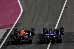 Franco Colapinto bromea sobre maniobra con Checo Pérez: "Se durmió"