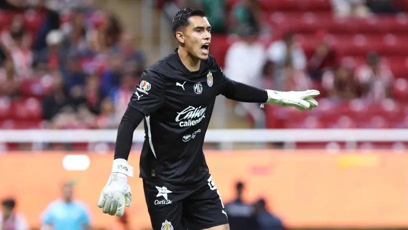 'Tala' Rangel: ¿Cómo ha sido su desempeño tras un año como portero de Chivas?