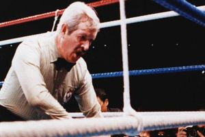 Octavio Meyrán recuerda la pelea de Mike Tyson y James Douglas: 'Una propuesta indecorosa'