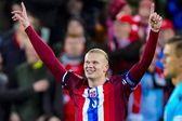 Erling Haaland ya es el máximo goleador de la Selección de Noruega