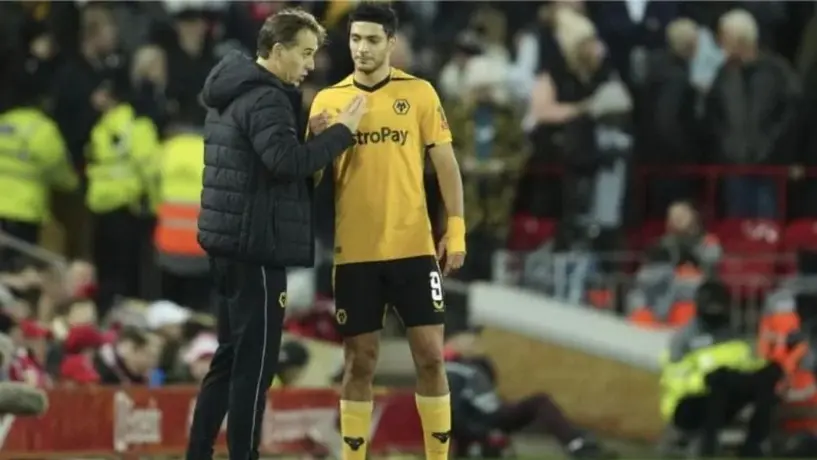 Julen Lopetegui califica a Raúl Jiménez como jugador Top: "Ya lo sufrí"