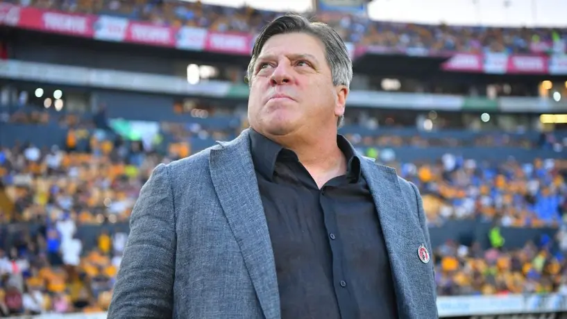 Miguel Herrera responde a Jardine y Paiva sobre regla de menores: 'No tendrían que opinar del Tri'