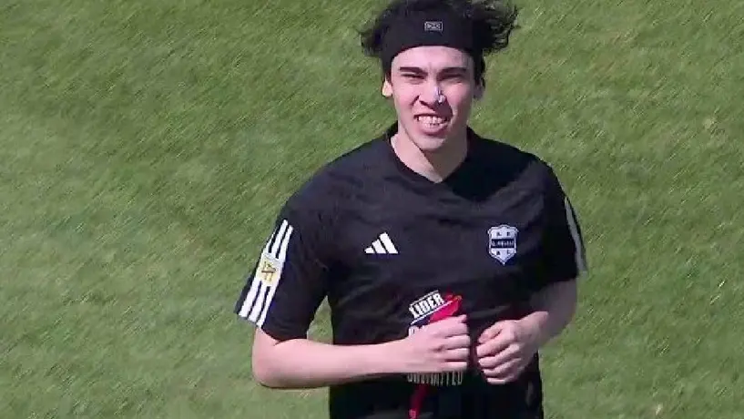 ¡Insólito! Influencer Spreen debuta en la Liga de Argentina en el Deportivo Riestra vs Vélez Sarsfield