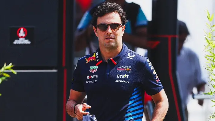 ¿Y Checo Pérez? Christian Horner y su gusto por Rusell: “Sería una tontería no tenerlo en cuenta”