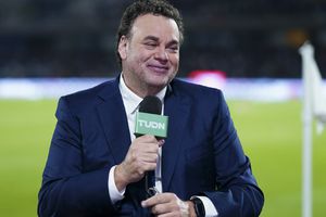 Bofo se enfrasca en ‘pelea’ con Faitelson: ”Necesitas un psicólogo porque ya no carbura tu cabezota”